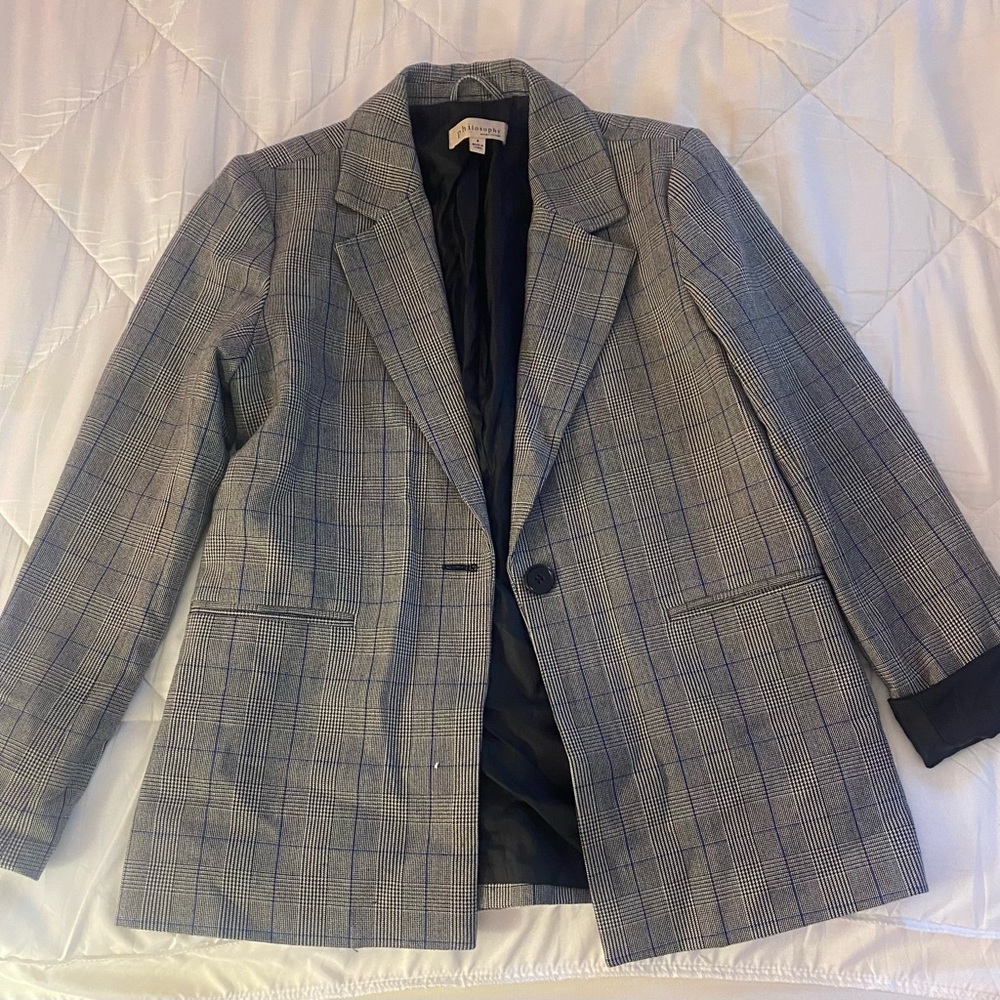 Like new Philosophy plaid blazer is long lined and extremely flattering.